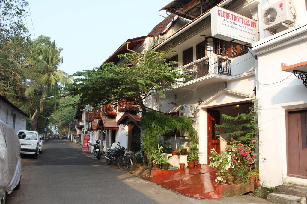 Globe Trotters Inn Kochi Extérieur photo